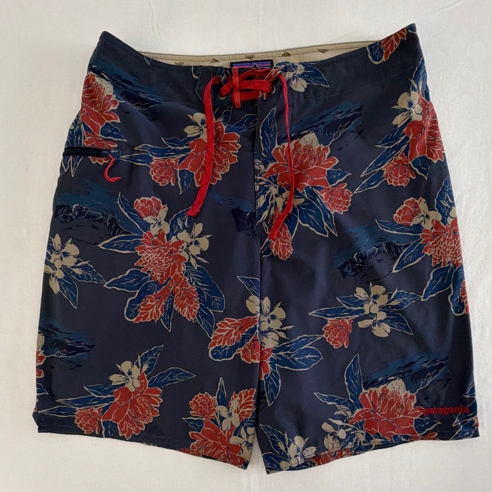 Patagonia Mens Navy Blue Floral Board Shorts Swim Trunks Size 31 9.5 Inseam